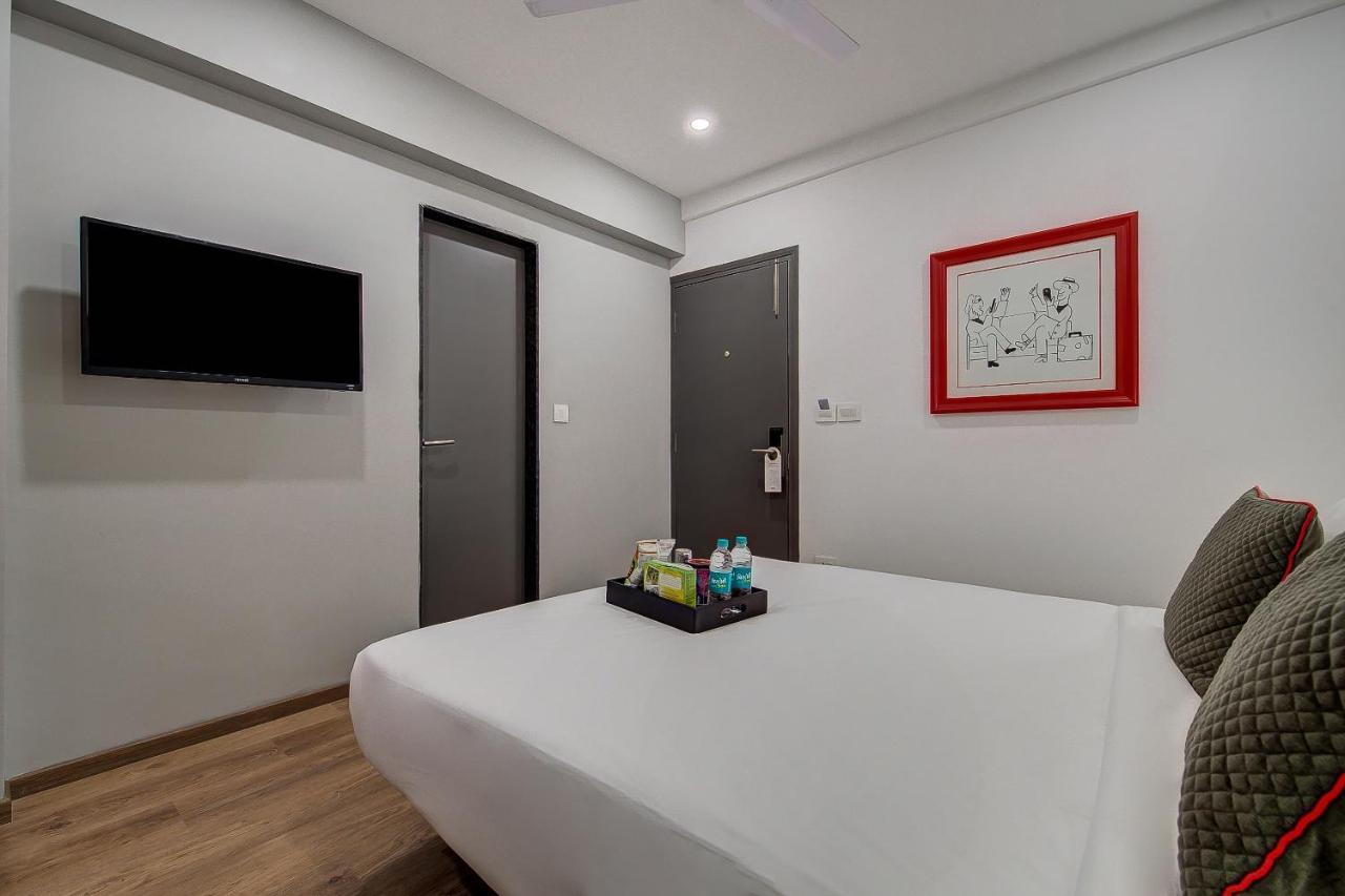 Hotel Unicontinental ムンバイ エクステリア 写真
